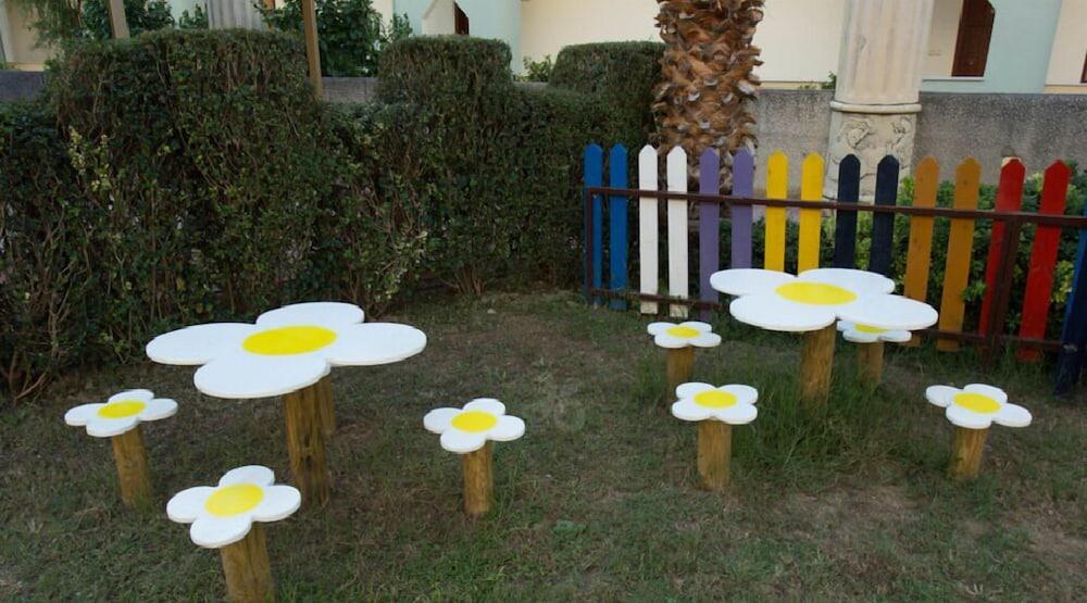 Hotel Titan Garden Ultra All Inclusive Konaklı Екстериор снимка
