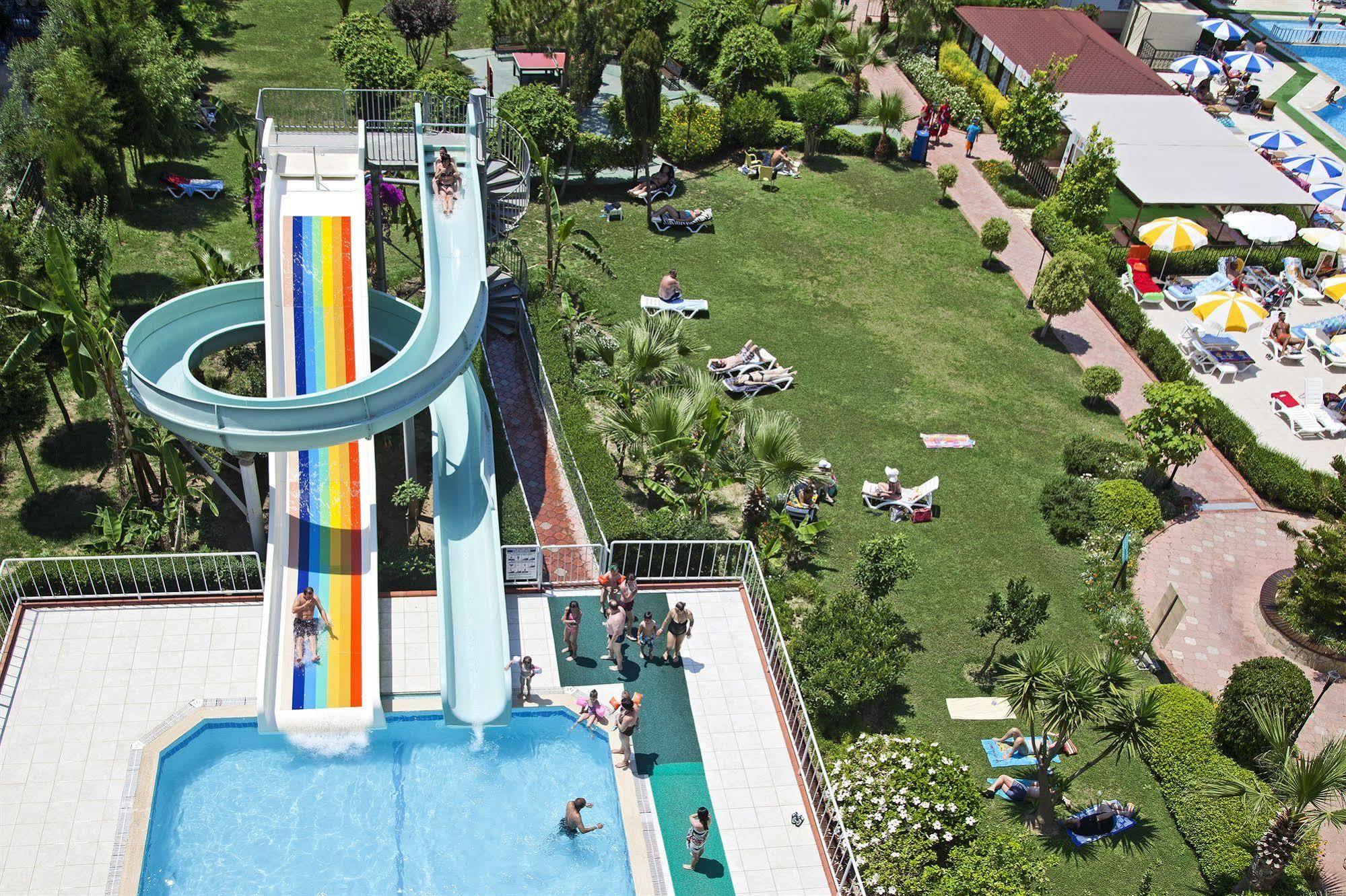 Hotel Titan Garden Ultra All Inclusive Konaklı Екстериор снимка