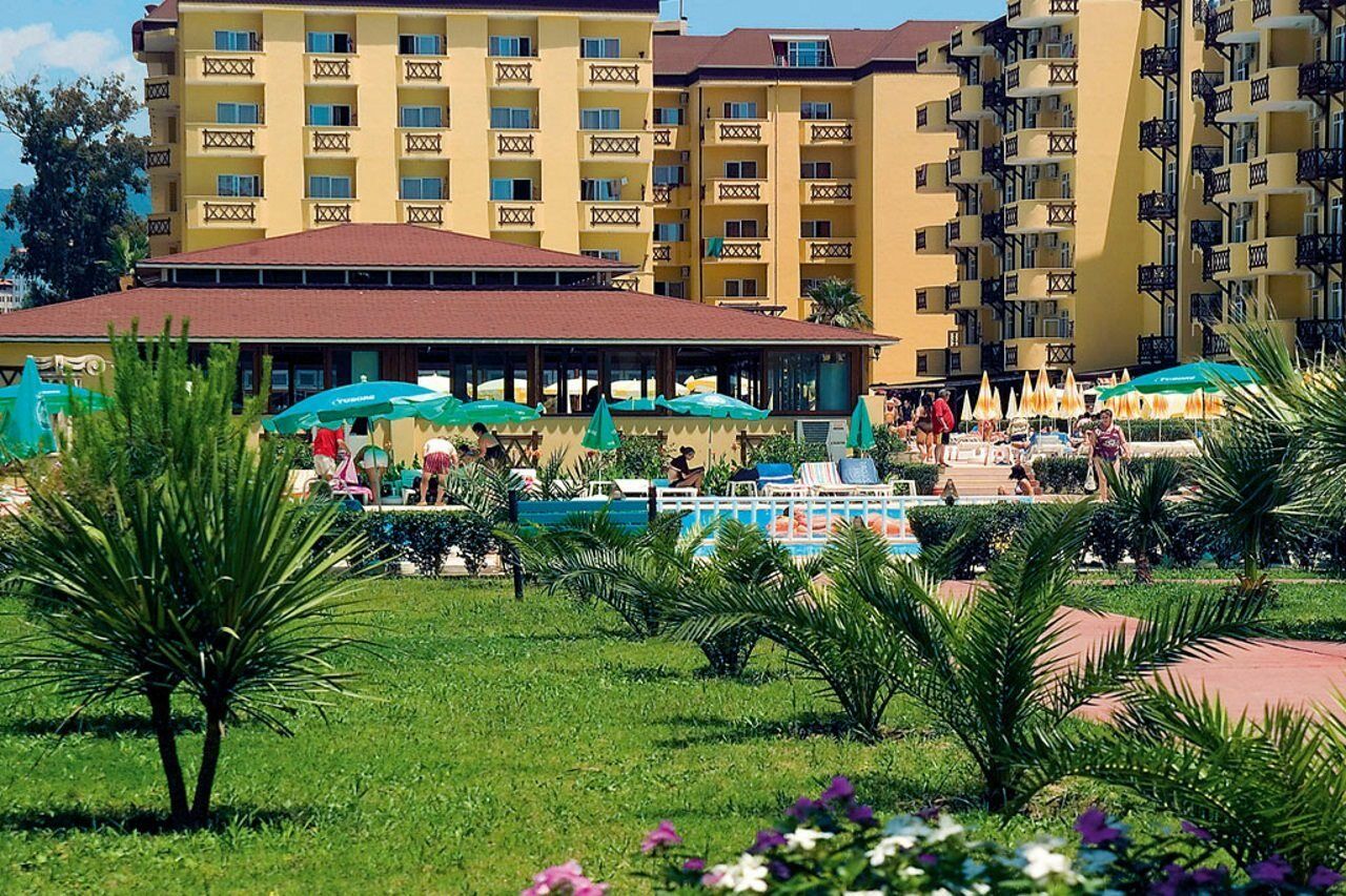 Hotel Titan Garden Ultra All Inclusive Konaklı Екстериор снимка